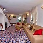 Borgo San Michele Apartment