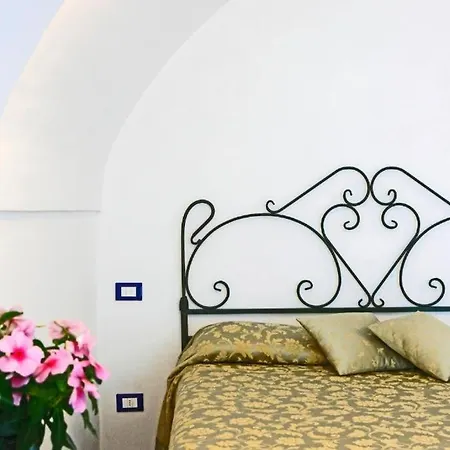 Borgo San Michele Амальфі