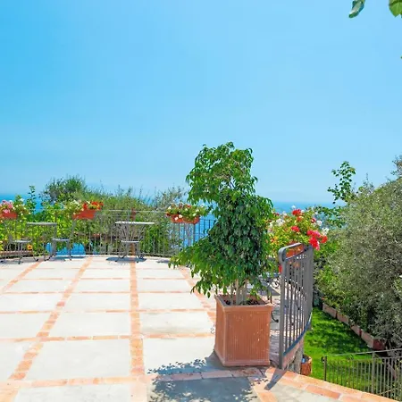 Borgo San Michele *